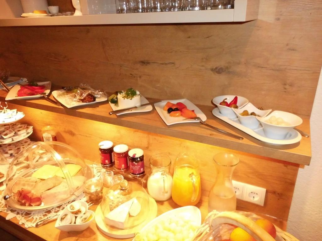 Bed & Breakfast Gaestehaus Lukasser Hippach