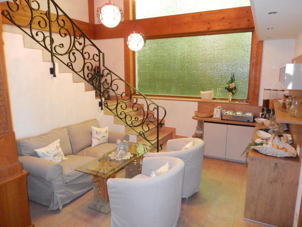 Bed & Breakfast Gaestehaus Lukasser